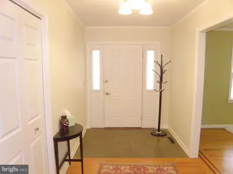 Entry Way - 30998 S Shell Bridge Rd, Laurel, DE 19956 photo 2 of 2