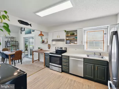 Kitchen - 948 Hawksbill St, Bethany Beach, DE 19930 photo 2 of 3