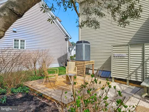 Exterior - 948 Hawksbill St, Bethany Beach, DE 19930 photo 7 of 11