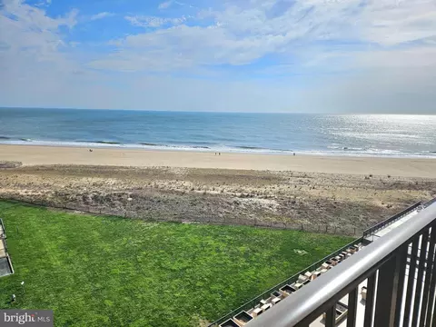 809 Chesapeake House #809N, Bethany Beach, DE 19930