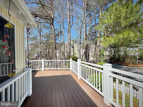 Exterior - 643 Sandy Point Rd #35, Bethany Beach, DE 19930 photo 8 of 14
