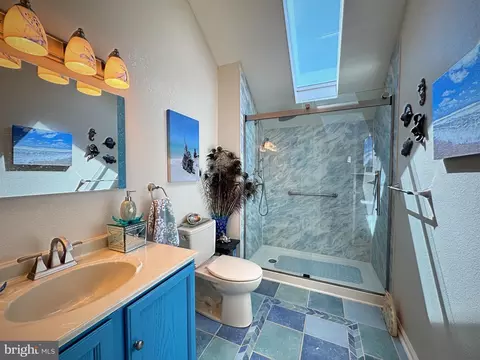 Bath - 643 Sandy Point Rd #35, Bethany Beach, DE 19930 photo 2 of 2