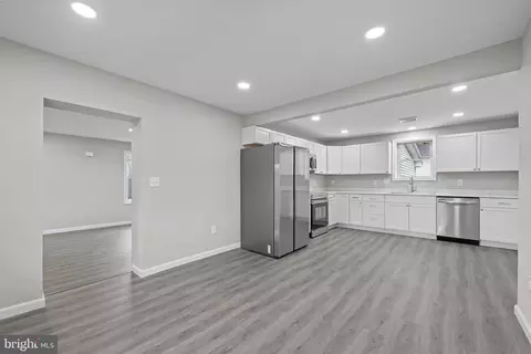 Entry Way - 30348 Fire Tower Rd, Laurel, DE 19956 photo 2 of 3