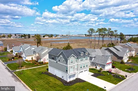 37463 Seaside Dr, Ocean View, DE 19970