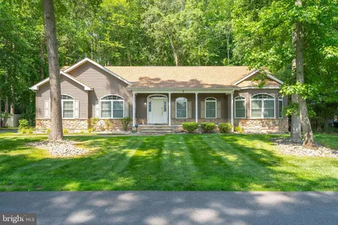 7 Fairway Dr, Rehoboth Beach, DE 19971