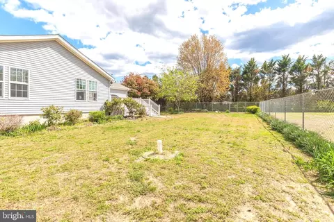 Exterior - 34480 Hitch Pond Rd, Laurel, DE 19956 photo 8 of 12