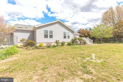 Exterior - 34480 Hitch Pond Rd, Laurel, DE 19956 photo 9 of 12