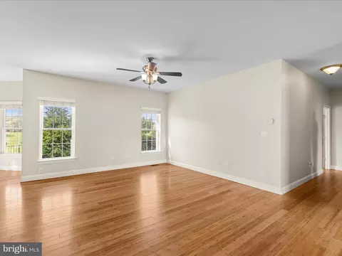 Living - 29574 Fieldstone Dr, Milton, DE 19968 photo 3 of 6