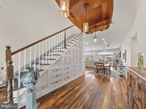 Entry Way - 2 Marshall Rd, Rehoboth Beach, DE 19971 photo 2 of 4