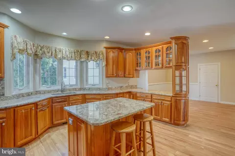 Kitchen - 18605 Pettyjohn Rd, Georgetown, DE 19947 photo 4 of 6