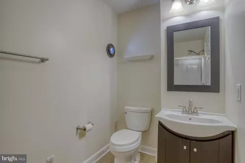 Bath - 18605 Pettyjohn Rd, Georgetown, DE 19947 photo 3 of 4