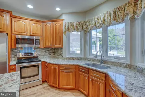 Kitchen - 18605 Pettyjohn Rd, Georgetown, DE 19947 photo 6 of 6