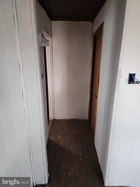 Entry Way - 615 Center St, Laurel, DE 19956 photo 6 of 10