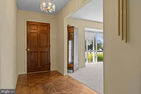 Entry Way - 8 Fairway East Dr, Georgetown, DE 19947 photo 2 of 4