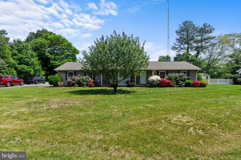 8 Fairway East Dr, Georgetown, DE 19947