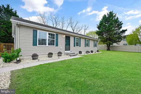 10572 Georgetown Rd, Laurel, DE 19956