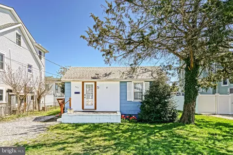 303 Midland Ave, Lewes, DE 19958