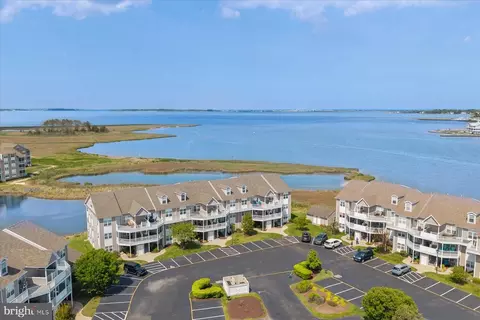 30399 Pavilion Dr #13-5, Ocean View, DE 19970