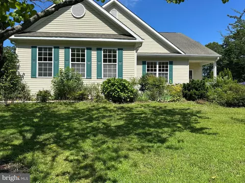 Exterior - 22378 Bay Ct, Lewes, DE 19958 photo 2 of 14
