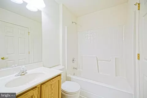 Bath - 22378 Bay Ct, Lewes, DE 19958 photo 4 of 4