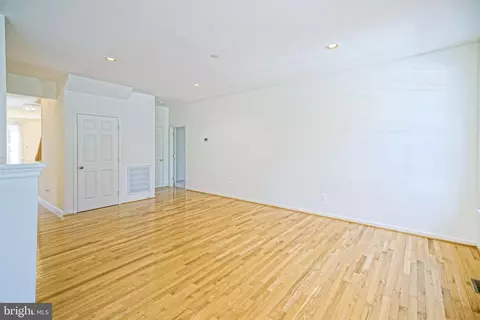 Living - 22378 Bay Ct, Lewes, DE 19958 photo 8 of 14