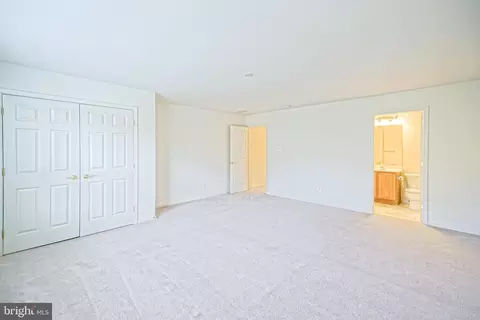 Bedroom - 22378 Bay Ct, Lewes, DE 19958 photo 9 of 12