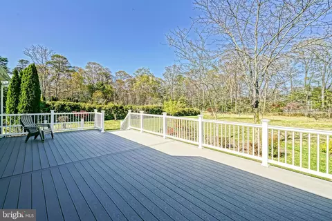 Exterior - 22378 Bay Ct, Lewes, DE 19958 photo 7 of 14