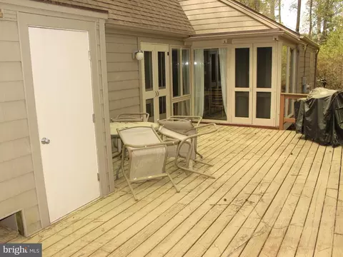 Exterior - 5 Bayberry Rd, Bethany Beach, DE 19930 photo 7 of 9