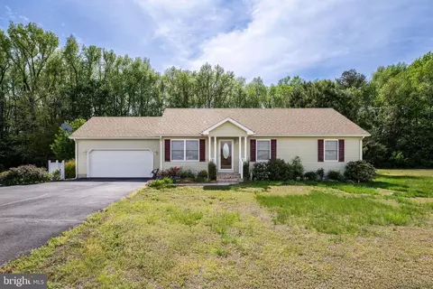 7493 Station Ln, Seaford, DE 19973