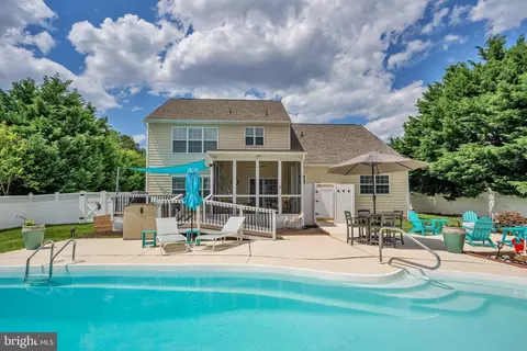 16 Dove Knoll Dr, Rehoboth Beach, DE 19971