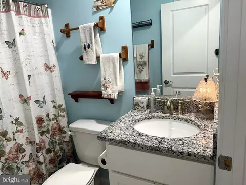 Bath - 24266 Fox Run, Seaford, DE 19973 photo 2 of 5