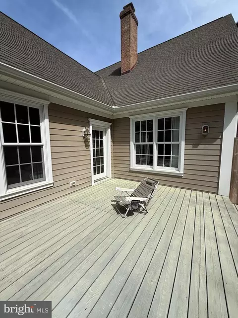 Exterior - 18 Short Rd, Bethany Beach, DE 19930 photo 10 of 12