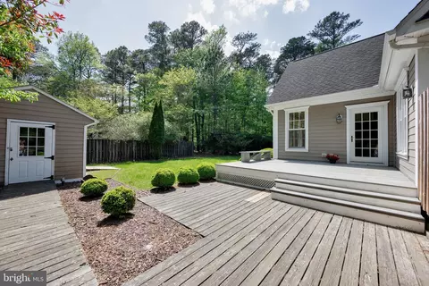 Exterior - 18 Short Rd, Bethany Beach, DE 19930 photo 6 of 12
