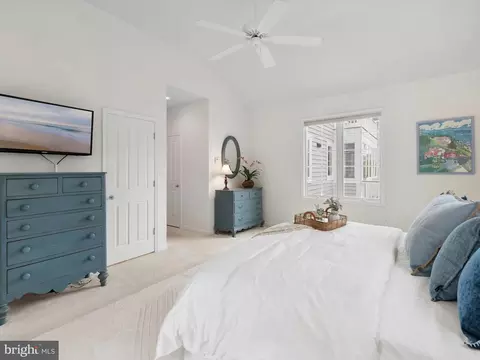 Bedroom - 39668 Hamptons Ln, Bethany Beach, DE 19930 photo 4 of 21