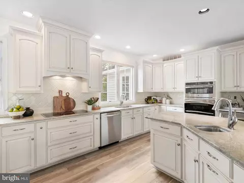 Kitchen - 39668 Hamptons Ln, Bethany Beach, DE 19930 photo 6 of 11