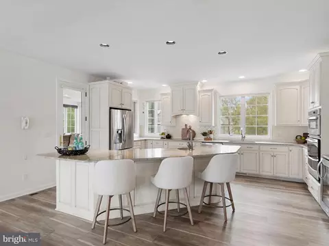 Kitchen - 39668 Hamptons Ln, Bethany Beach, DE 19930 photo 2 of 11