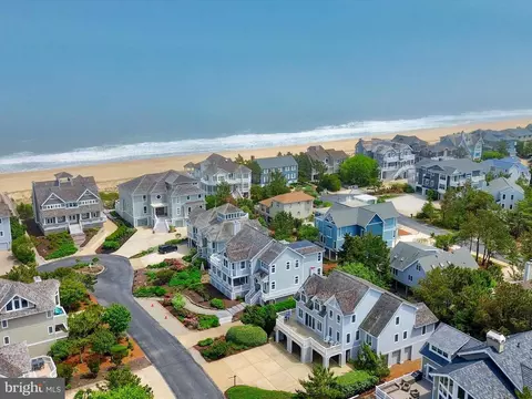 View/Area - 39668 Hamptons Ln, Bethany Beach, DE 19930 photo 4 of 11