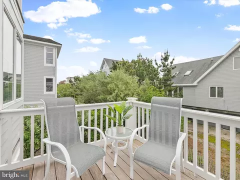 Exterior - 39668 Hamptons Ln, Bethany Beach, DE 19930 photo 4 of 19