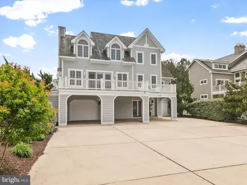 Exterior - 39668 Hamptons Ln, Bethany Beach, DE 19930 photo 12 of 19
