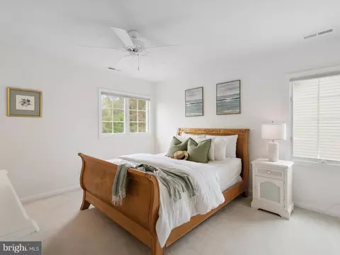 Bedroom - 39668 Hamptons Ln, Bethany Beach, DE 19930 photo 18 of 21