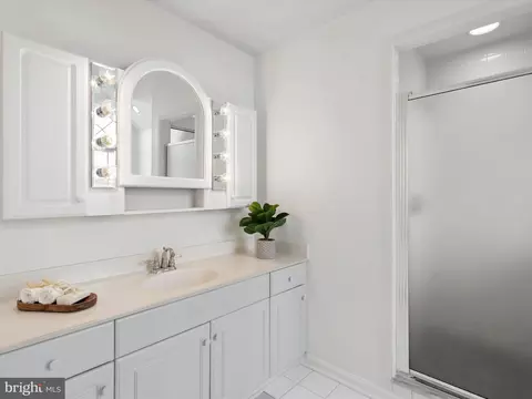 Bath - 39668 Hamptons Ln, Bethany Beach, DE 19930 photo 6 of 12