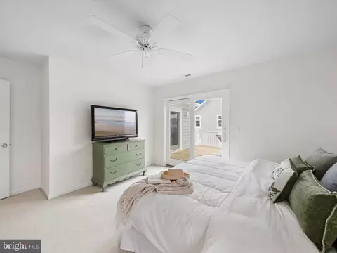 Bedroom - 39668 Hamptons Ln, Bethany Beach, DE 19930 photo 14 of 21