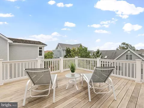 Exterior - 39668 Hamptons Ln, Bethany Beach, DE 19930 photo 9 of 19