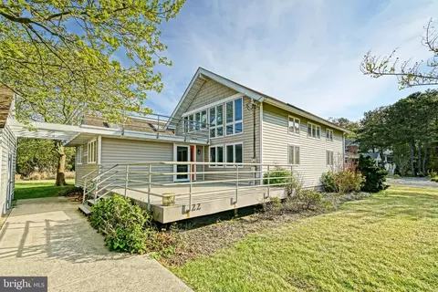 22 Harbor Rd, Rehoboth Beach, DE 19971