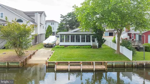 145 Petherton Dr, South Bethany, DE 19930
