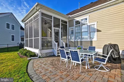 Exterior - 197 Willow Oak Ave, Ocean View, DE 19970 photo 7 of 14