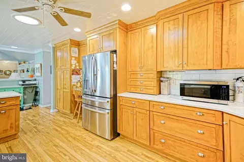 Kitchen - 17183 Jays Way, Milton, DE 19968 photo 6 of 7