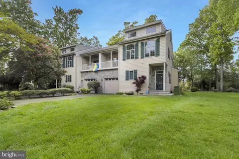 7 Thompson Ct, Rehoboth Beach, DE 19971