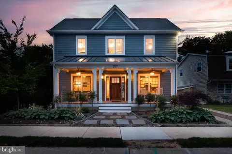 207 Country Club Dr, Rehoboth Beach, DE 19971