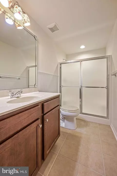 Bath - 107 Heritage Blvd, Milton, DE 19968 photo 3 of 3